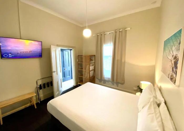 The Clifton & Grittleton Lodge