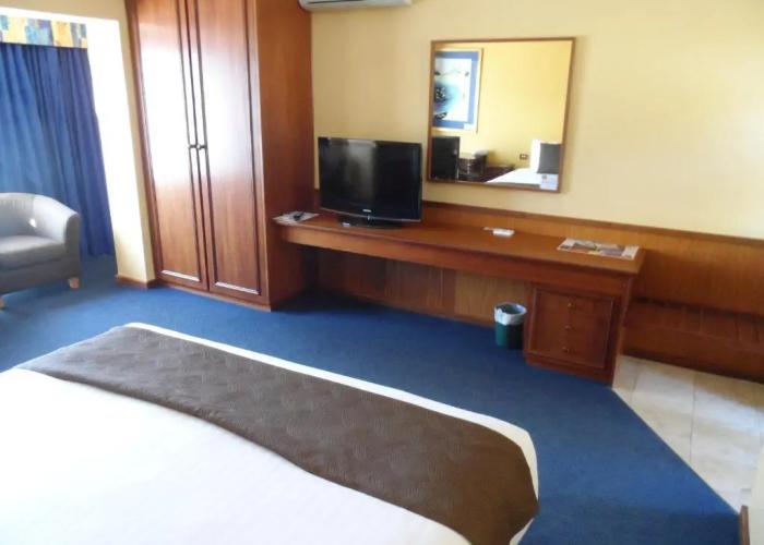 The Clifton & Grittleton Lodge