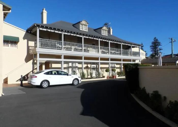 The Clifton & Grittleton Lodge