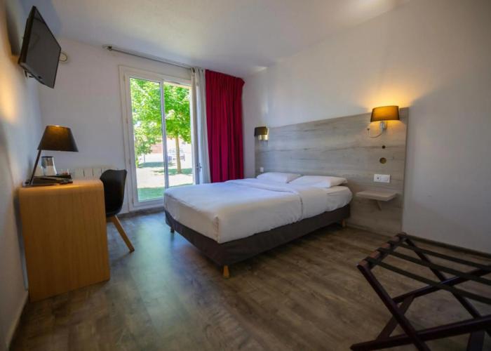 Hostellerie Saint Vincent Beauvais Aéroport