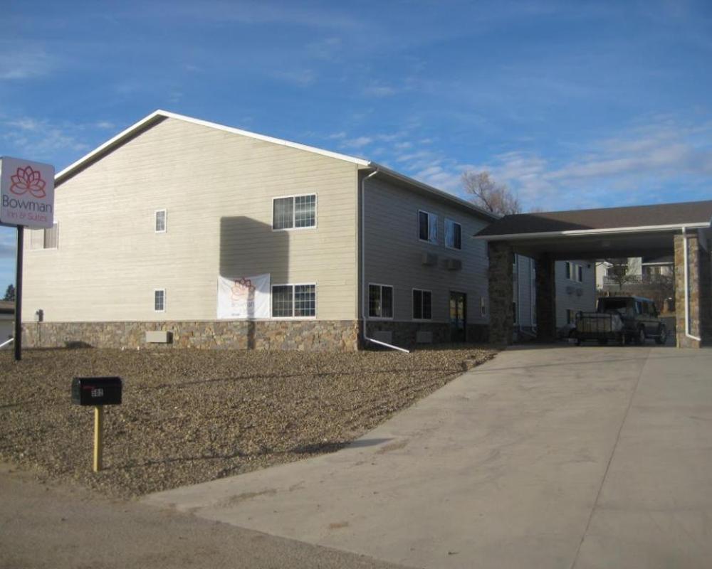 Bowman Inn & Suites