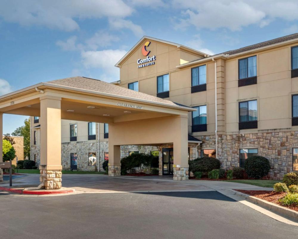 Comfort Inn & Suites Russellville I-40