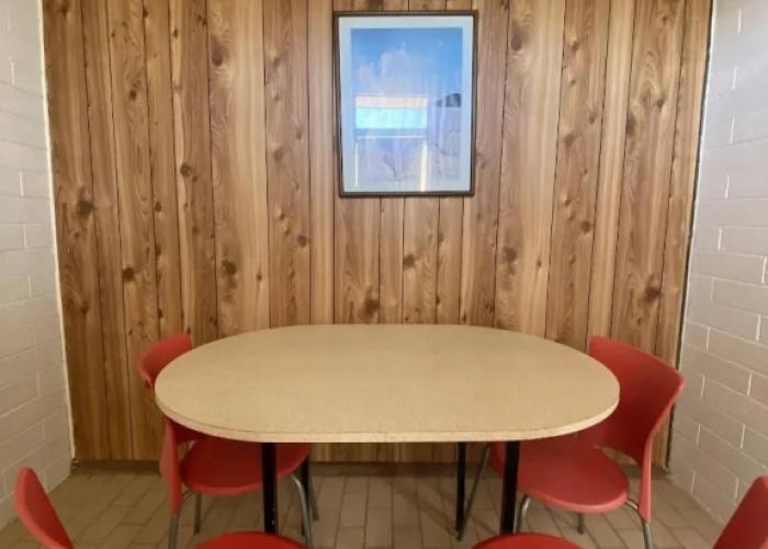 Capri Motel