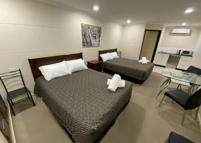 Balranald Club Motel