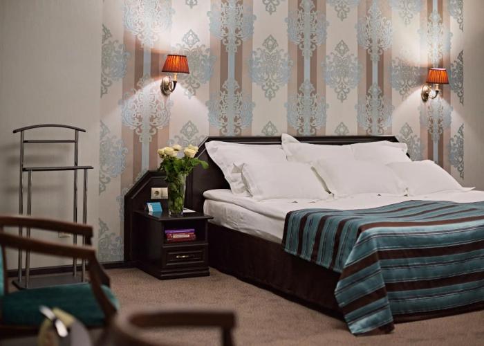 Graf Tolstoy Hotel