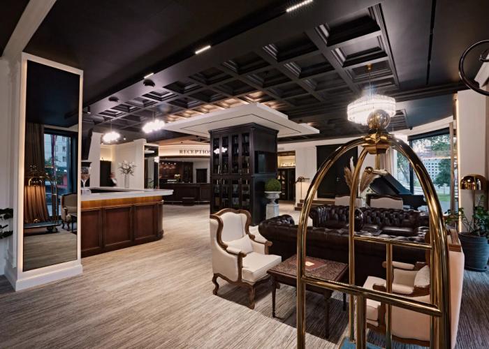 Graf Tolstoy Hotel