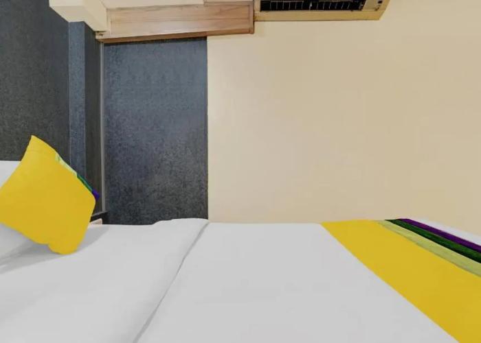 Hotel Amber Corp Inn