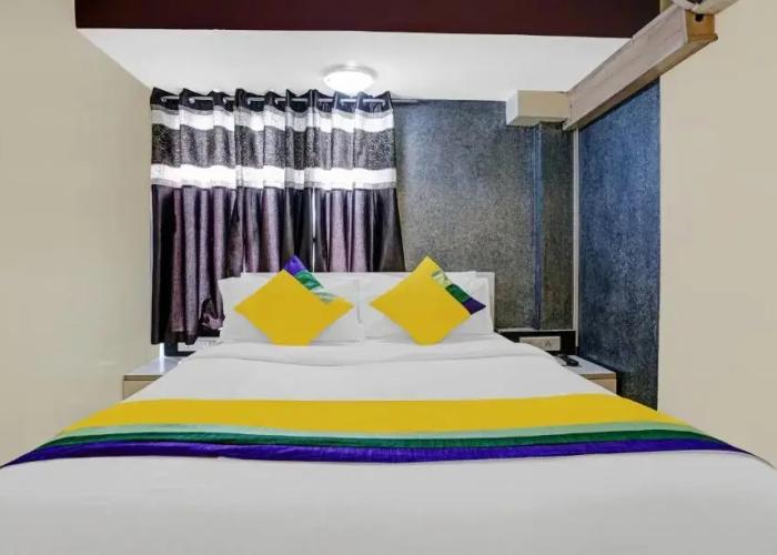 Hotel Amber Corp Inn