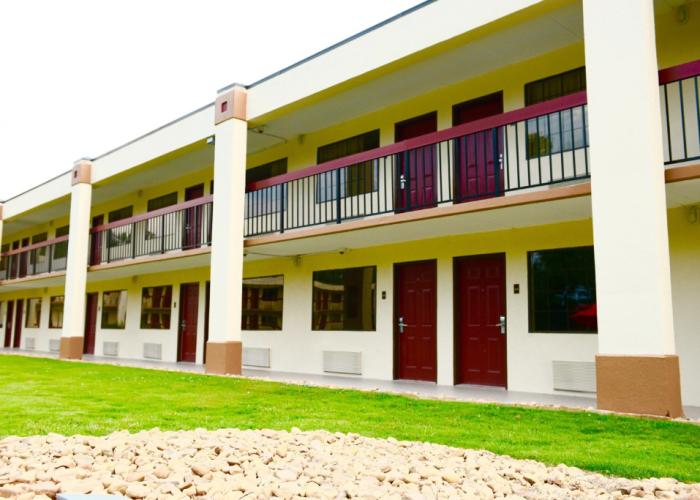 Red Roof Inn & Suites Commerce - Athens