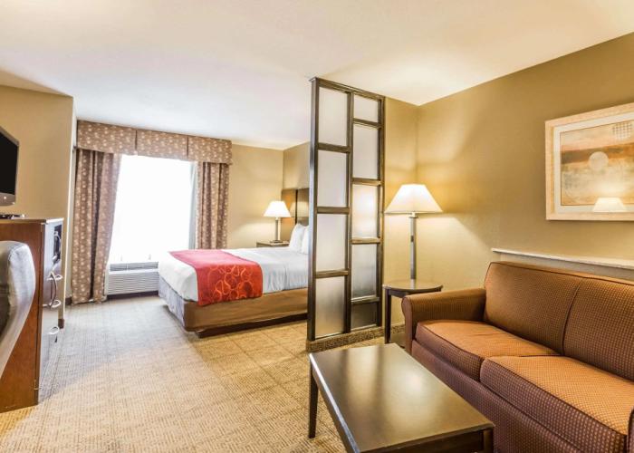 Comfort Suites