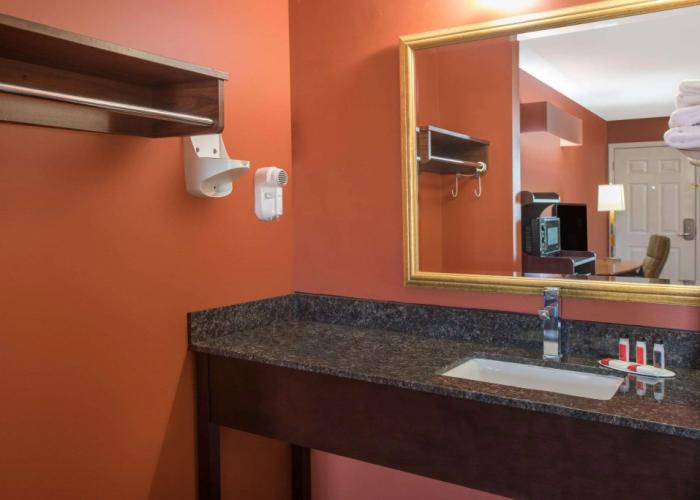 Baymont by Wyndham Commerce GA Near Tanger Outlets Mall