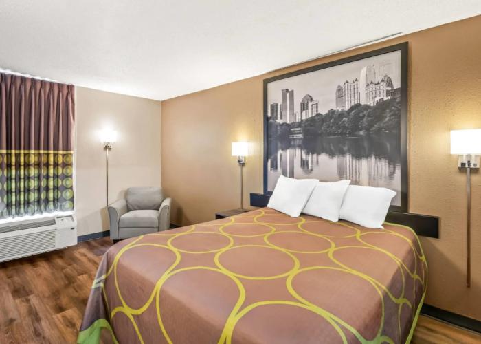 Super 8 by Wyndham Commerce