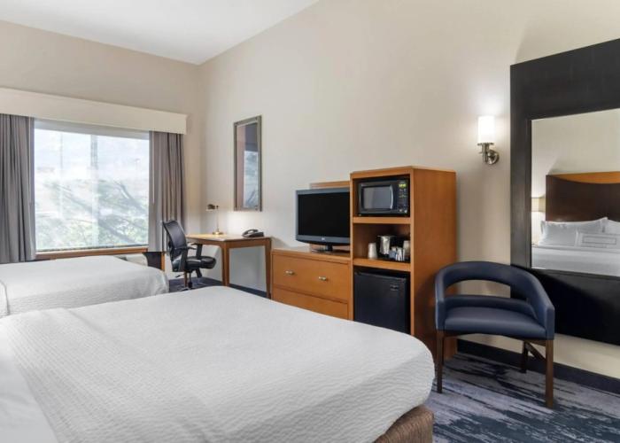 Fairfield Inn & Suites by Marriott Commerce