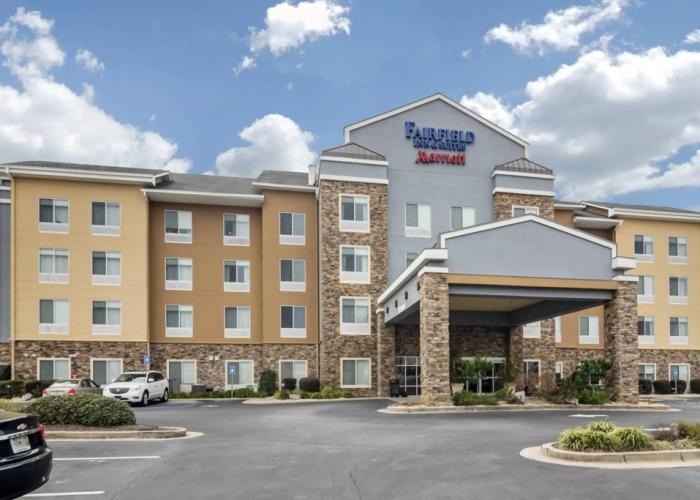 Fairfield Inn & Suites by Marriott Commerce