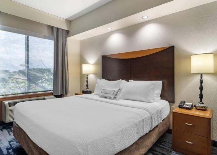 Fairfield Inn & Suites by Marriott Commerce