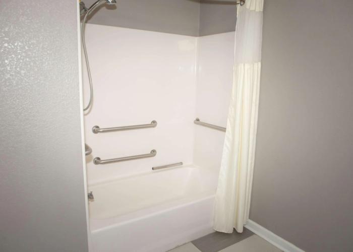 Best Western Commerce Inn