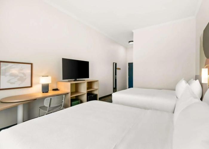 Spark by Hilton Commerce, GA