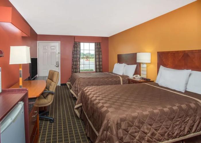 Baymont by Wyndham Commerce GA Near Tanger Outlets Mall