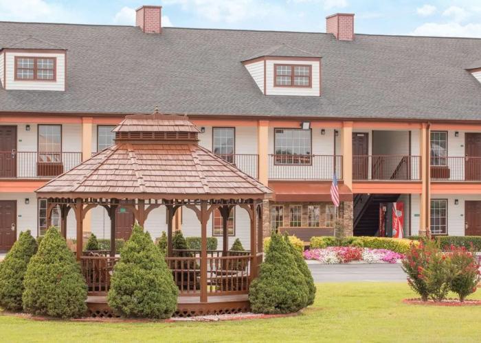 Baymont by Wyndham Commerce GA Near Tanger Outlets Mall