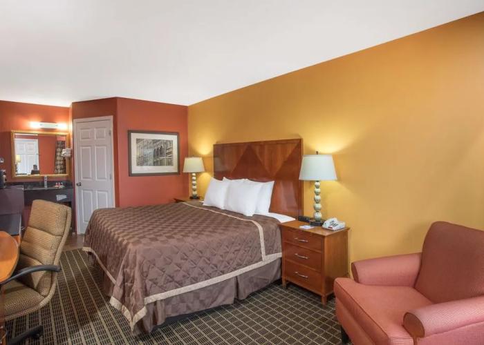 Baymont by Wyndham Commerce GA Near Tanger Outlets Mall