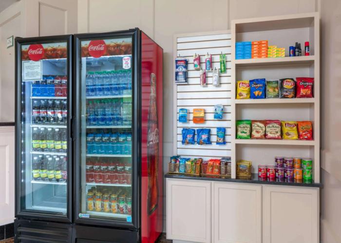 La Quinta Inn & Suites by Wyndham Secaucus Meadowlands