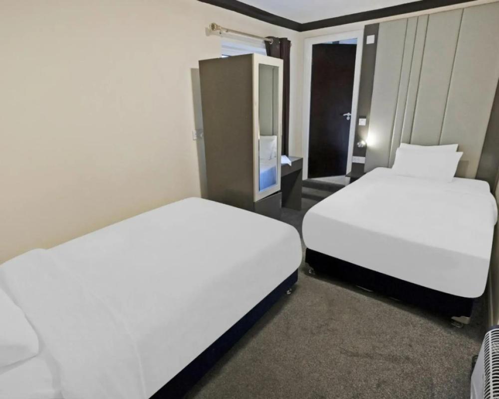 фото Baltimore Hotel