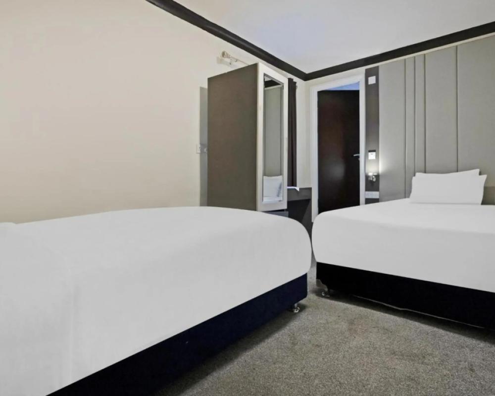 фото Baltimore Hotel
