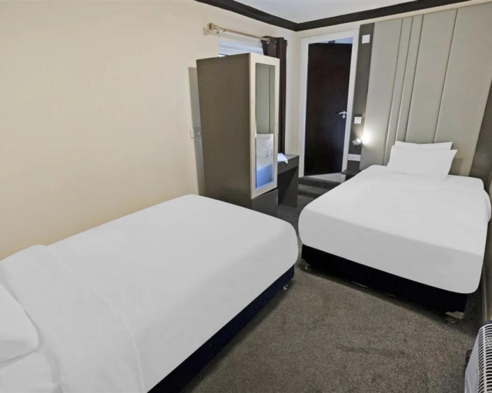 фото Baltimore Hotel