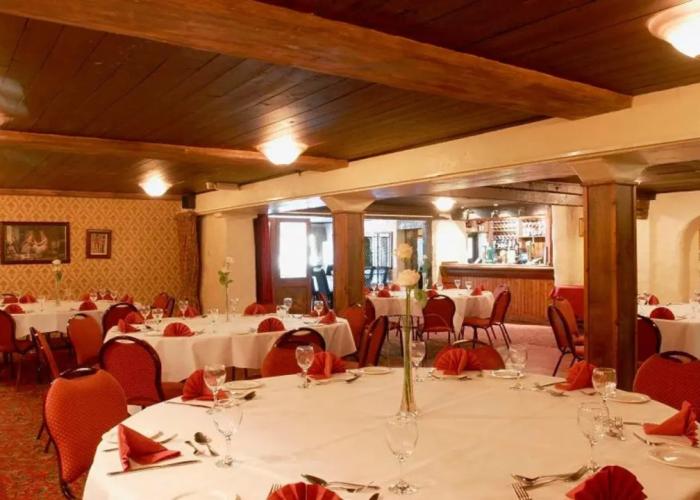 Wainstones Hotel
