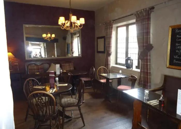 Royal Oak Hotel