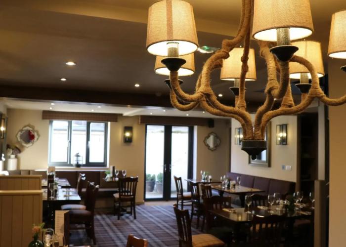 Royal Oak Hotel