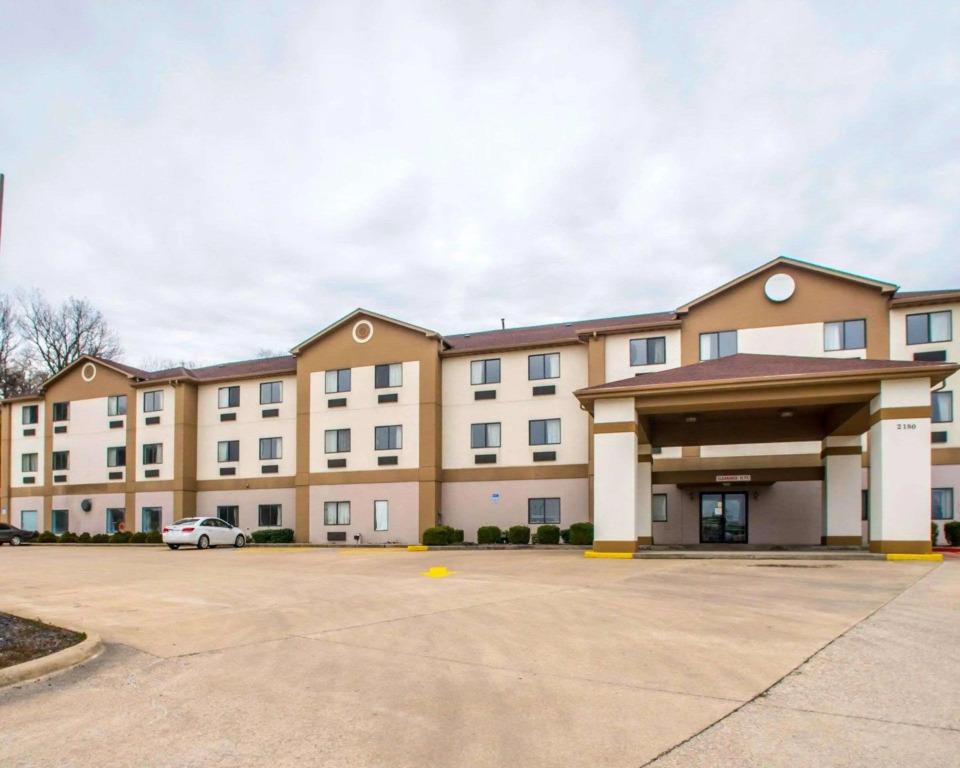 Quality Inn & Suites Caseyville - St. Louis