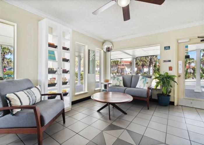 Seahorse Oceanfront Inn