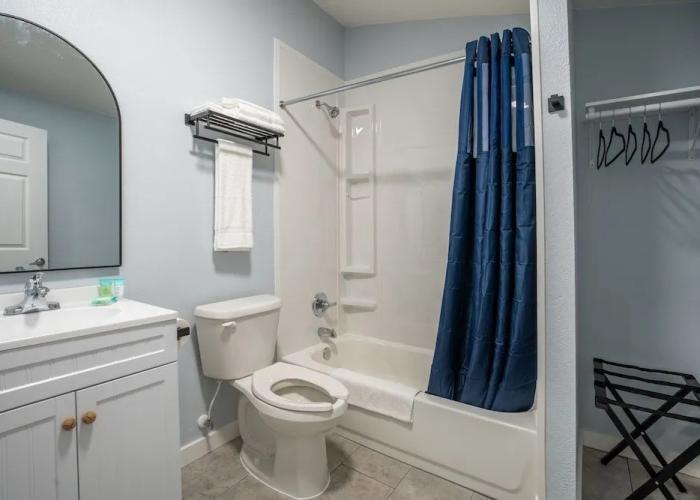 Salt Air Inn & Suites