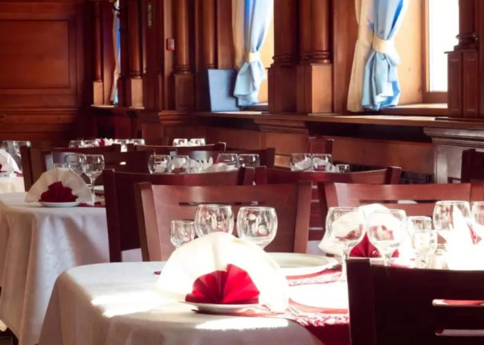 Leningrad Hotel