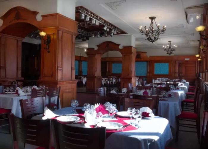 Leningrad Hotel