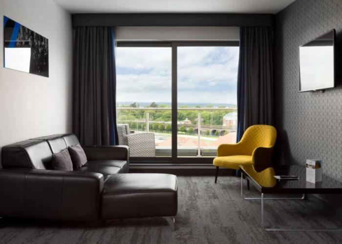 Roomzzz Chester City
