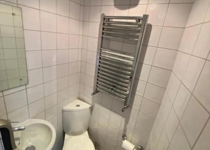 Grosvenor Place Guest House