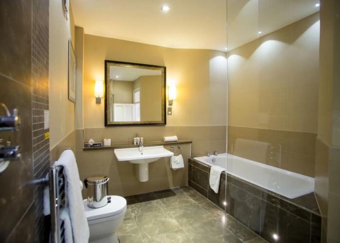 Crabwall Manor & Spa, BW Signature Collection