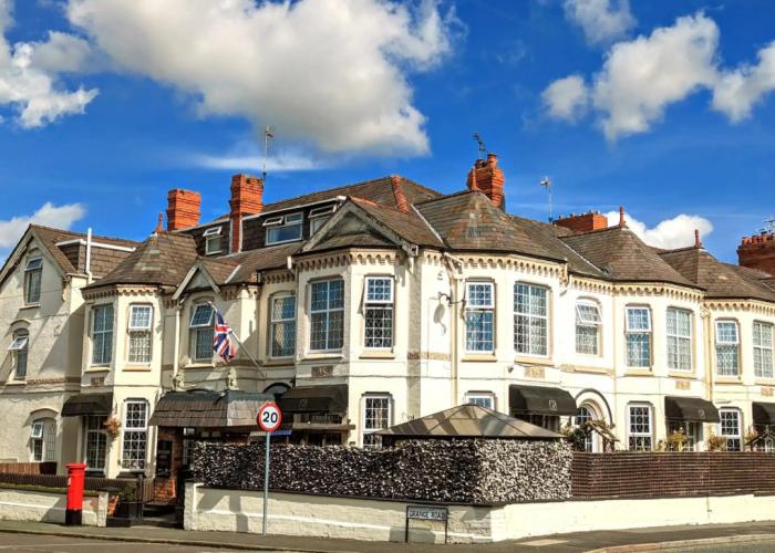 Hotel Brookside