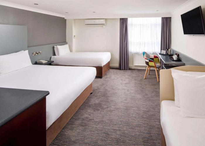 Mercure Chester Abbots Well Hotel