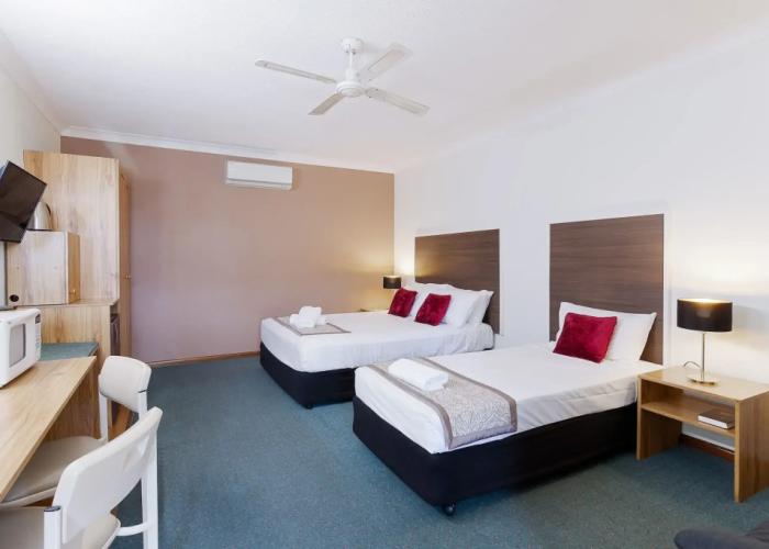 Cumberland Motor Inn