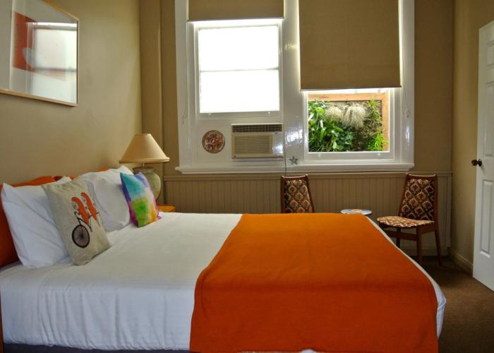 Vine Valley Inn