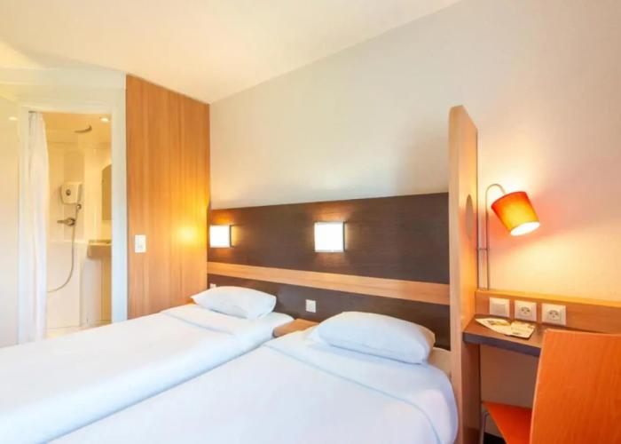 B&B HOTEL Cholet Nord