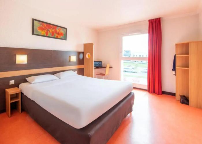 B&B HOTEL Cholet Nord