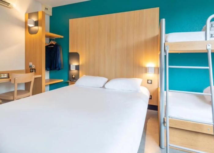 B&B HOTEL Cholet Sud