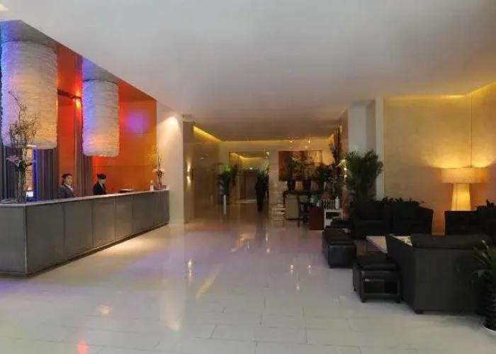 Tang's Hotel