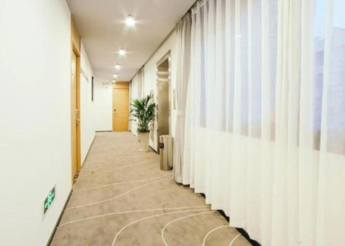 Youmihaoyoung Hotel (Wulingge Pedestrian Street)