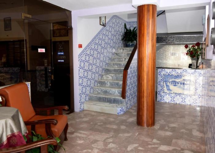 Hotel 4 Estações