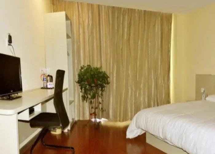 Hanting Hotel (Changzhi Bayi Square)